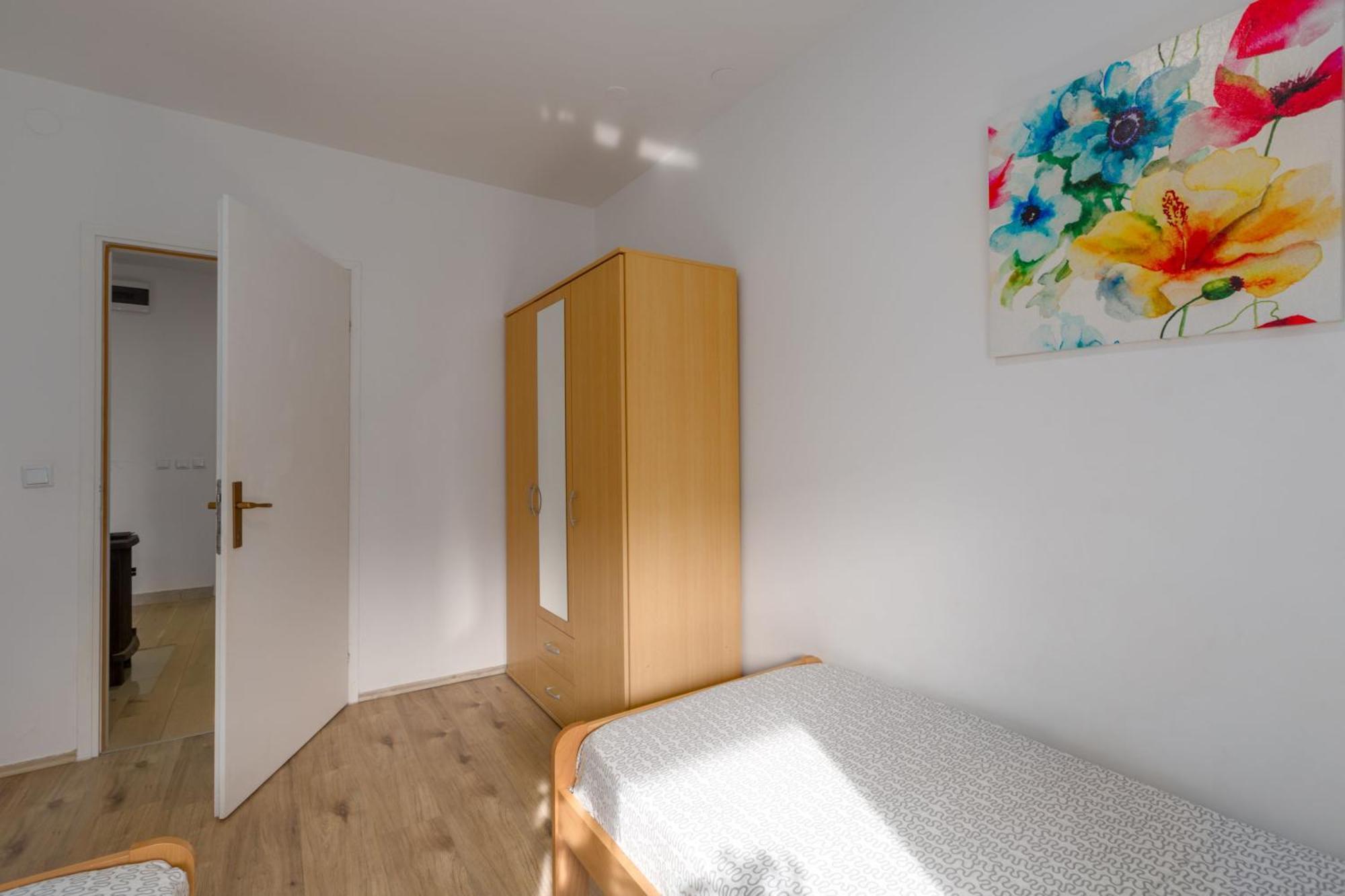 Marica 4 In Strandnaehe Mit Parkplatz Apartmán *